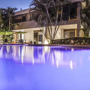 **** Hotel Platino Expo México
